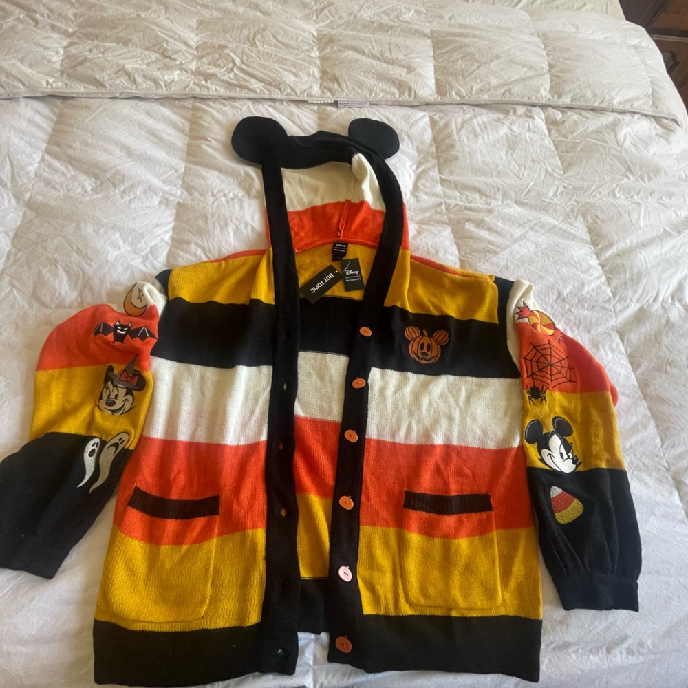 Disney Hot Topic Her Universe Disney Cardigan in Black, Orange, and Yellow